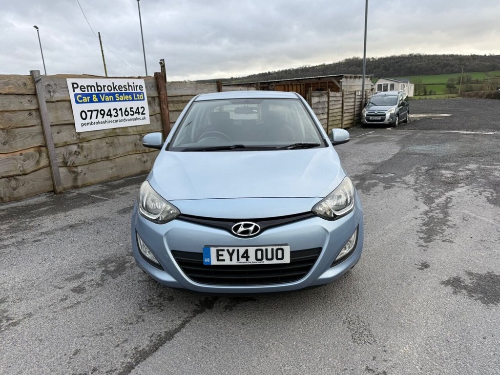 Used Hyundai i20 2014 for sale - 77384161: Photo 2