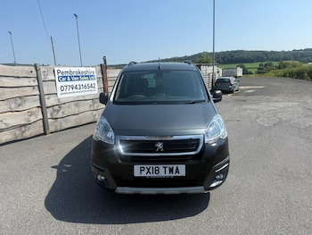 Used Peugeot Partner Tepee 2018 for sale - 79155185: Photo