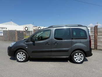 Used Peugeot Partner Tepee 2018 for sale - 79155185: Photo