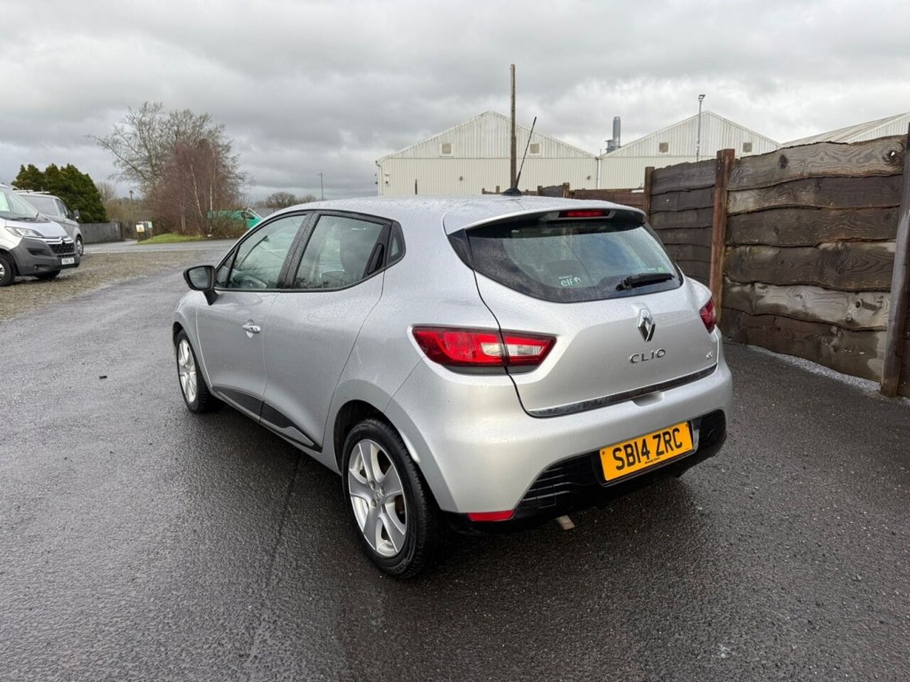 Used Renault Clio 2014 for sale - 77276286: Photo 5