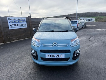 Used Citroen C3 Picasso 2016 for sale - 77631940: Photo