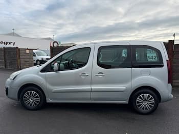 Used Peugeot Partner 2016 for sale - 79805048: Photo