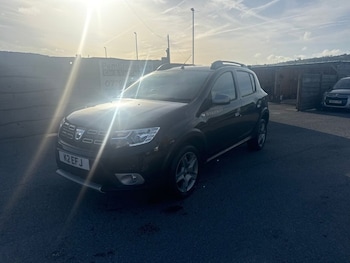 Used Dacia Sandero Stepway 2017 for sale - 75877535: Photo