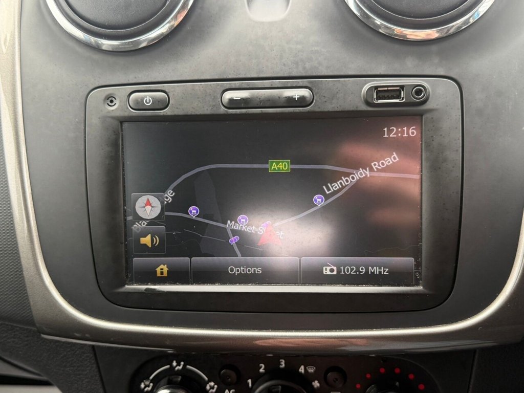 Used Dacia Sandero Stepway 2014 for sale - 77250466: Photo 12