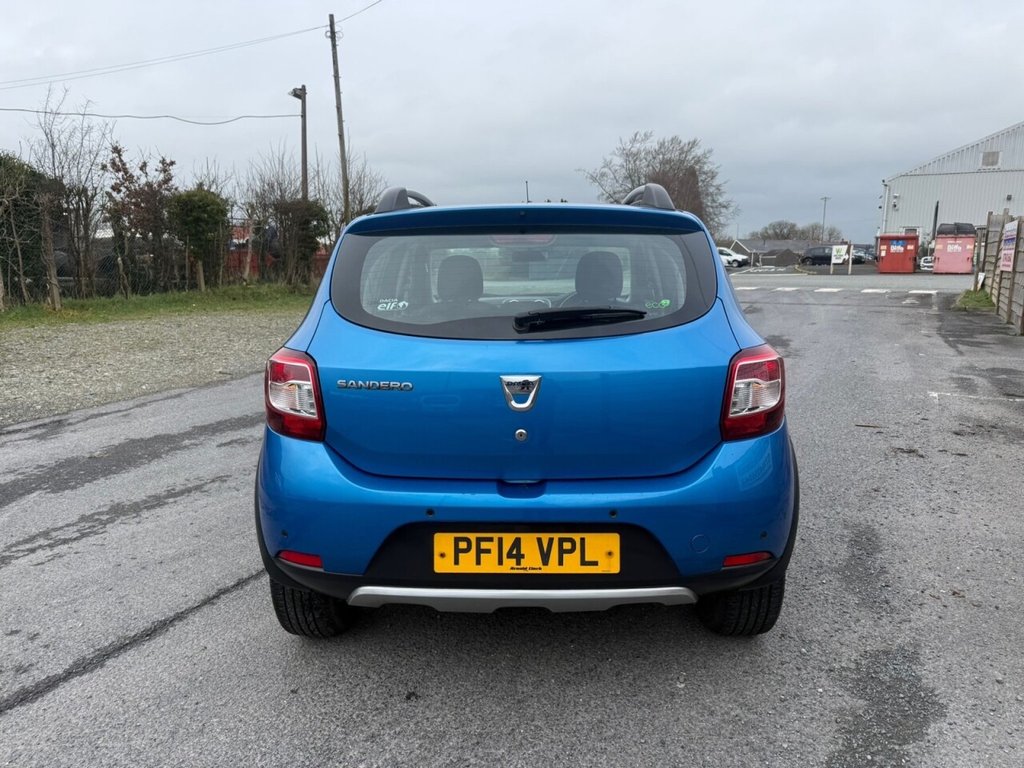 Used Dacia Sandero Stepway 2014 for sale - 77250466: Photo 6