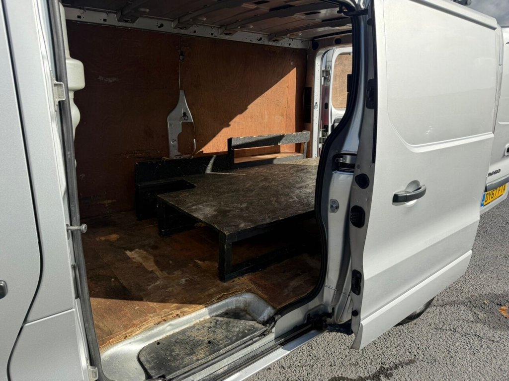Used Vauxhall Vivaro 2017 for sale - 76323574: Photo 13