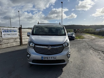 Used Vauxhall Vivaro 2017 for sale - 76323574: Photo