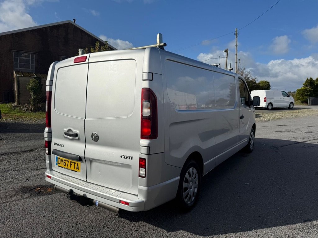 Used Vauxhall Vivaro 2017 for sale - 76323574: Photo 7