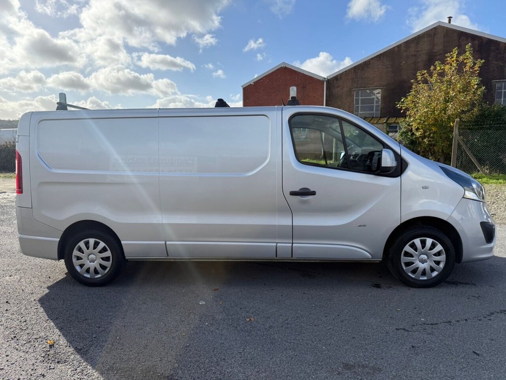 Used Vauxhall Vivaro 2017 for sale - 76323574: Photo 8