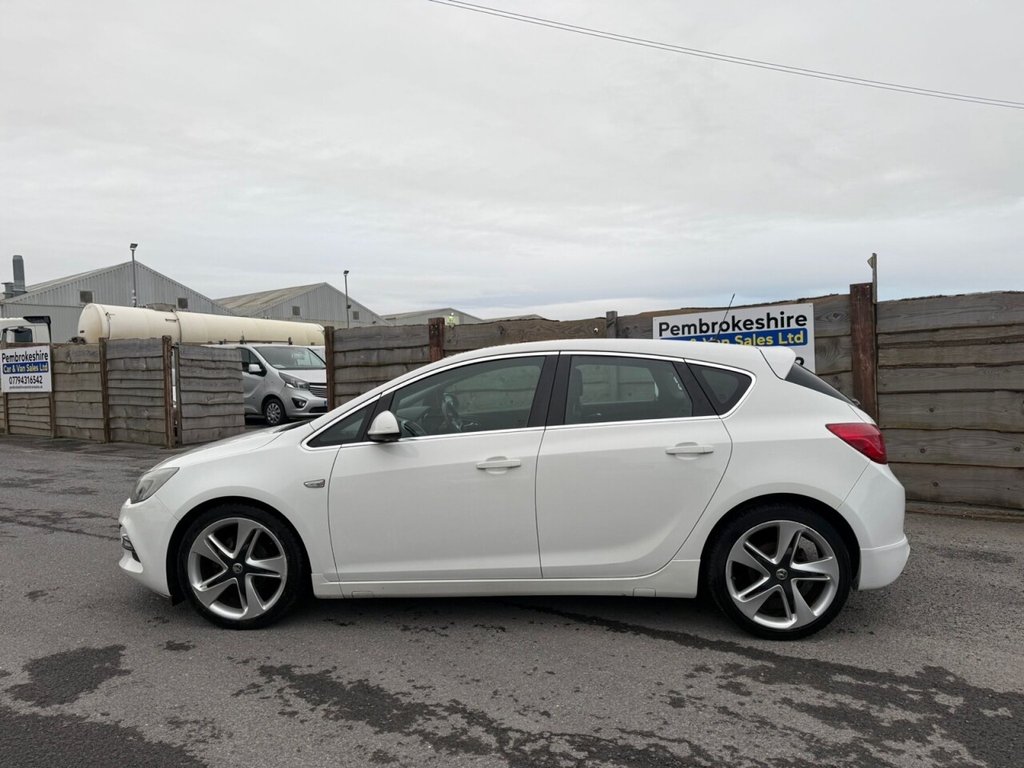 Used Vauxhall Astra 2013 for sale - 77014466: Photo 4