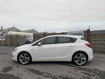 Used Vauxhall Astra 2013 for sale - 77014466: Photo