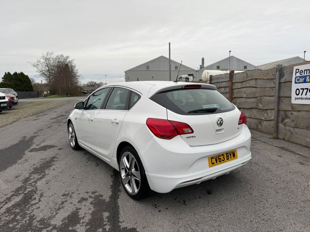 Used Vauxhall Astra 2013 for sale - 77014466: Photo 5