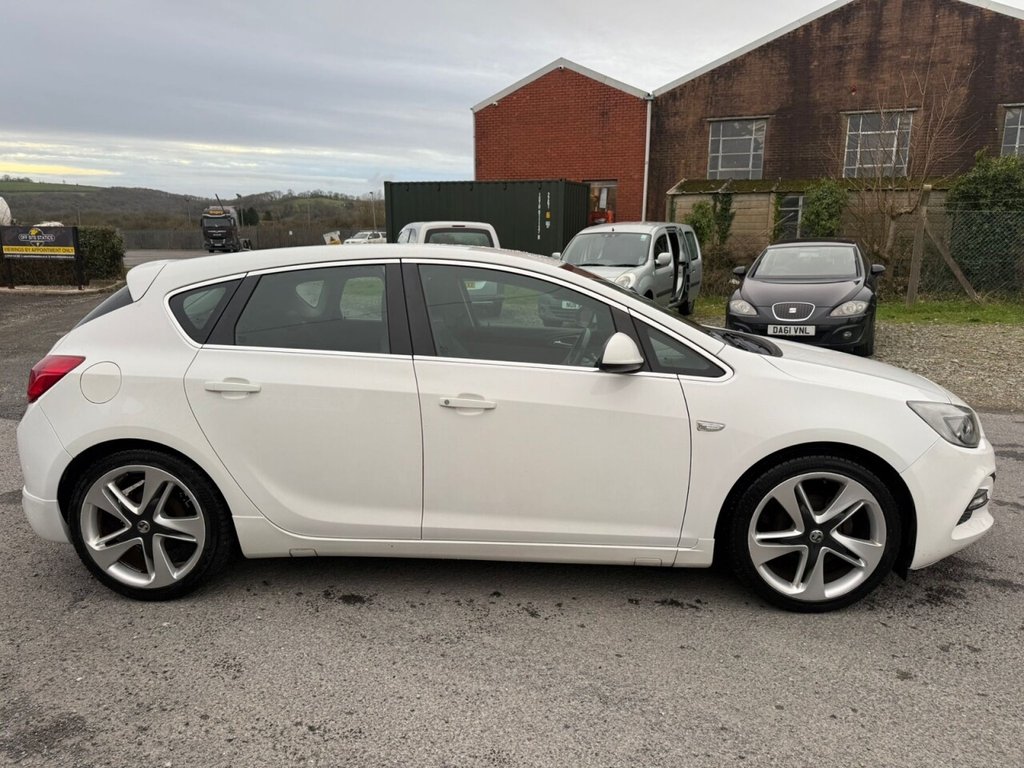 Used Vauxhall Astra 2013 for sale - 77014466: Photo 8