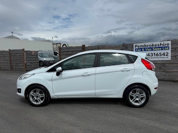 Used Ford Fiesta 2014 for sale - 79289292: Photo
