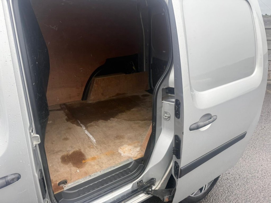 Used Renault Kangoo 2019 for sale - 76323514: Photo 14