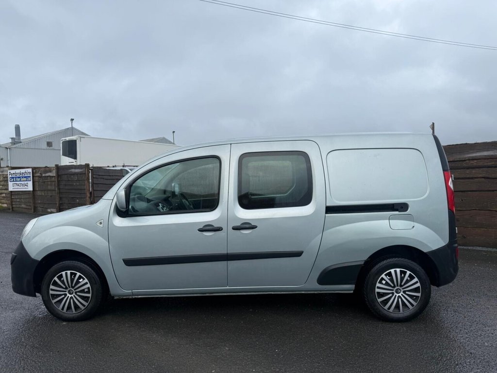 Used Renault Kangoo Maxi 2011 for sale - 77384227: Photo 4