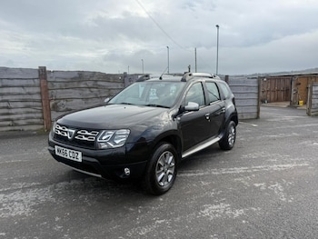 Used Dacia Duster 2016 for sale - 76496621: Photo