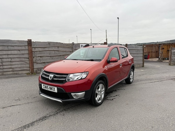 Used Dacia Sandero Stepway 2015 for sale - 76304287: Photo 3