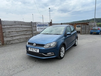 Used Volkswagen Polo 2015 for sale - 75502561: Photo