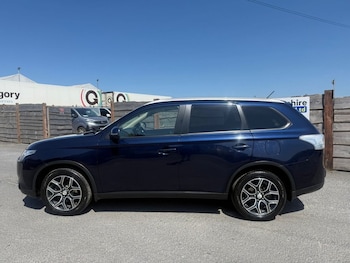 Used Mitsubishi Outlander 2015 for sale - 79046854: Photo