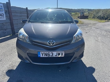 Used Toyota Yaris 2013 for sale - 75653659: Photo