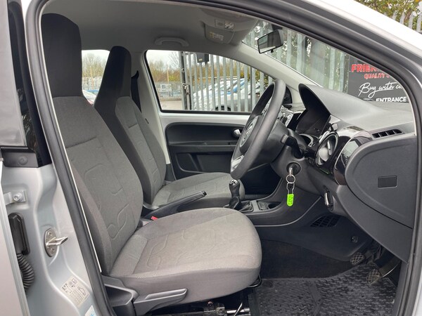 Used Volkswagen up! 2015 for sale - 75246365: Photo 11