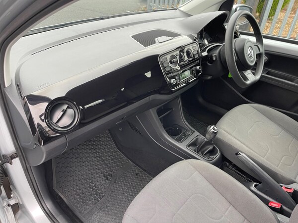 Used Volkswagen up! 2015 for sale - 75246365: Photo 17