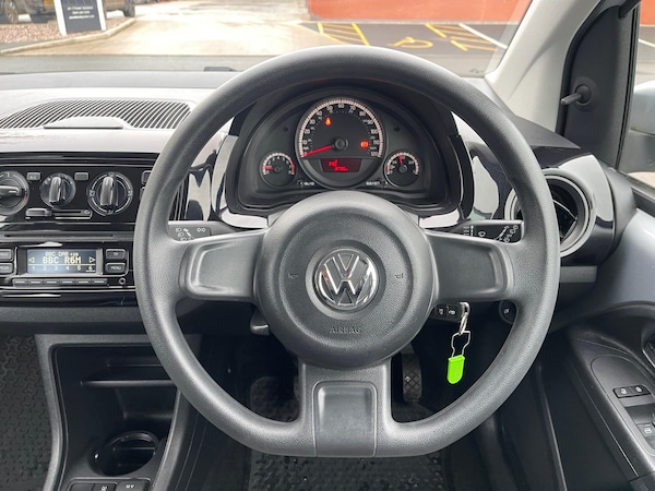 Used Volkswagen up! 2015 for sale - 75246365: Photo 21