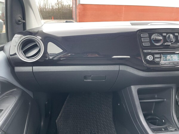 Used Volkswagen up! 2015 for sale - 75246365: Photo 22