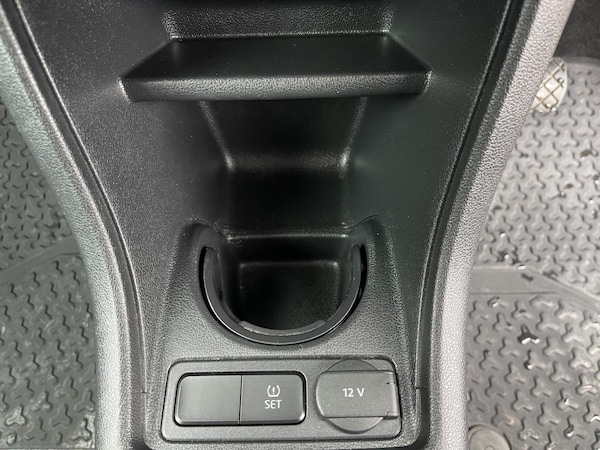 Used Volkswagen up! 2015 for sale - 75246365: Photo 32