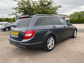 Used Mercedes-Benz C Class 2013 for sale - 78622798: Photo