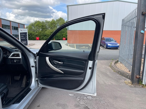 Used BMW 3 Series 2014 for sale - 74828961: Photo 57