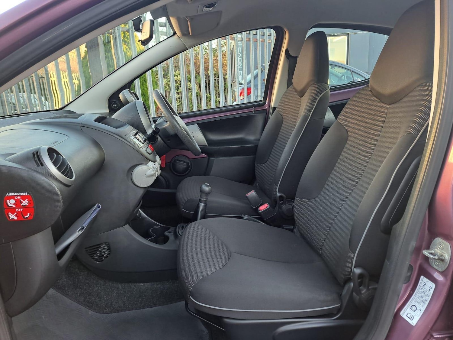 Used Peugeot 107 2014 for sale - 77097372: Photo 17