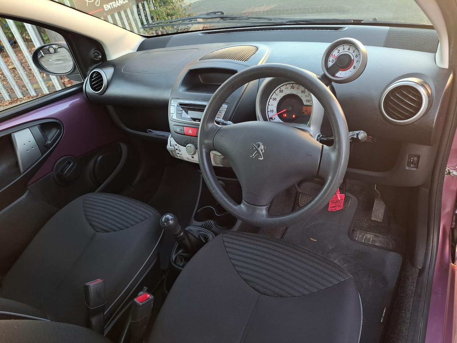 Used Peugeot 107 2014 for sale - 77097372: Photo 9