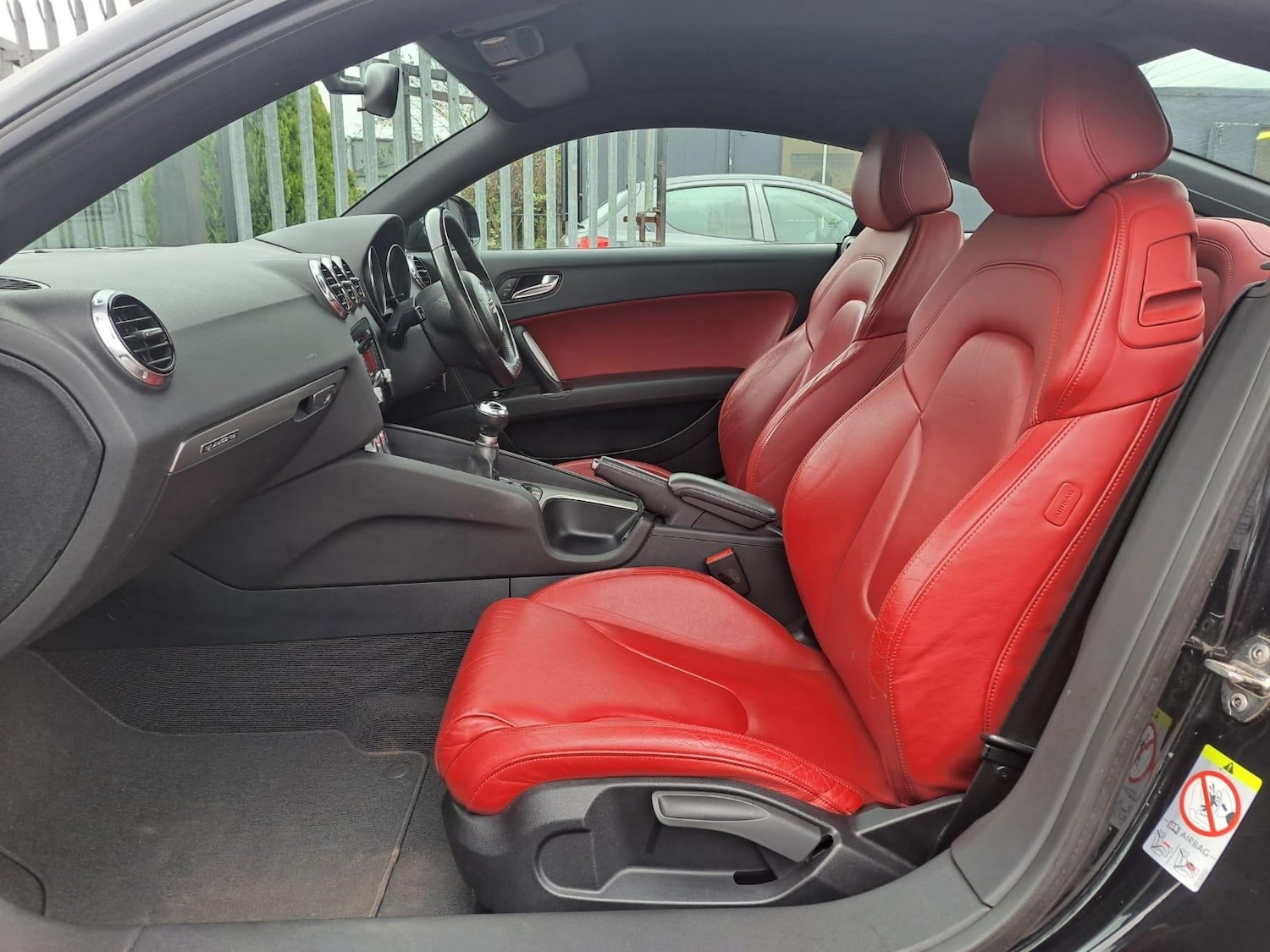 Used Audi TT 2011 for sale - 77387157: Photo 16