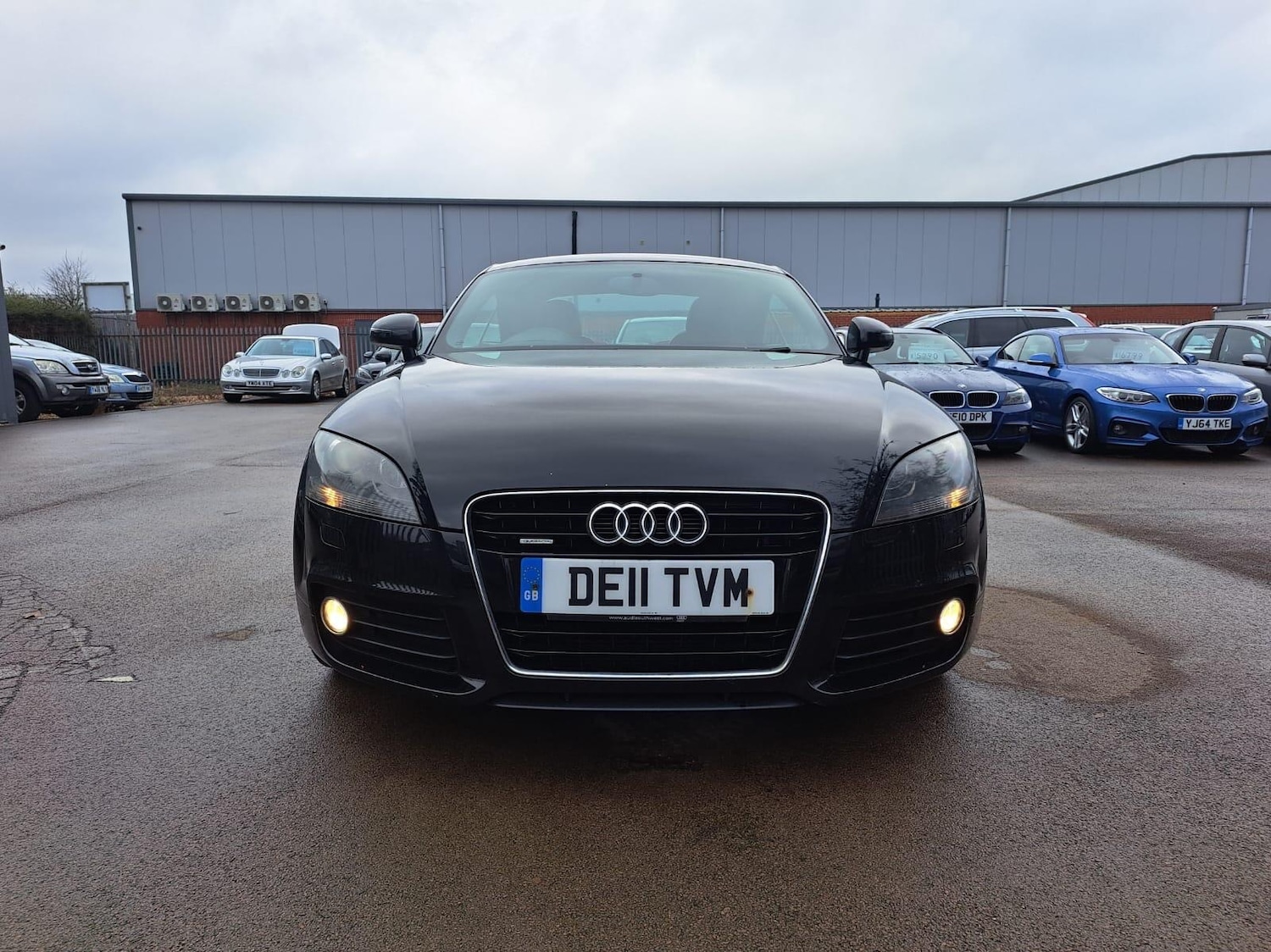 Used Audi TT 2011 for sale - 77387157: Photo 2