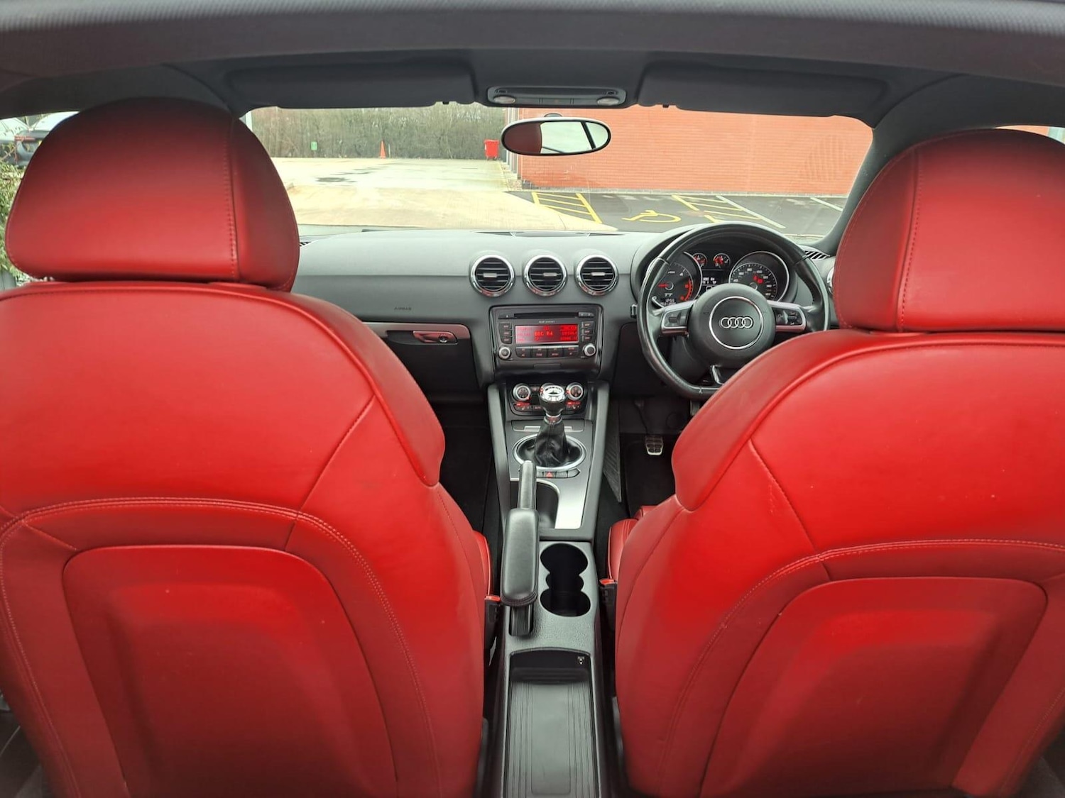 Used Audi TT 2011 for sale - 77387157: Photo 27