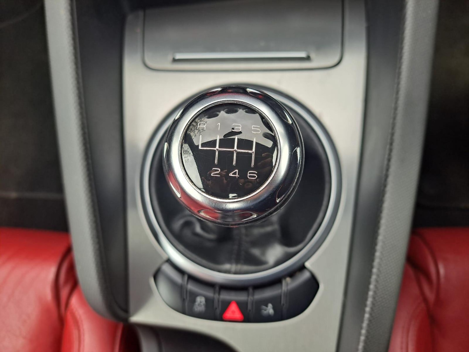 Used Audi TT 2011 for sale - 77387157: Photo 32