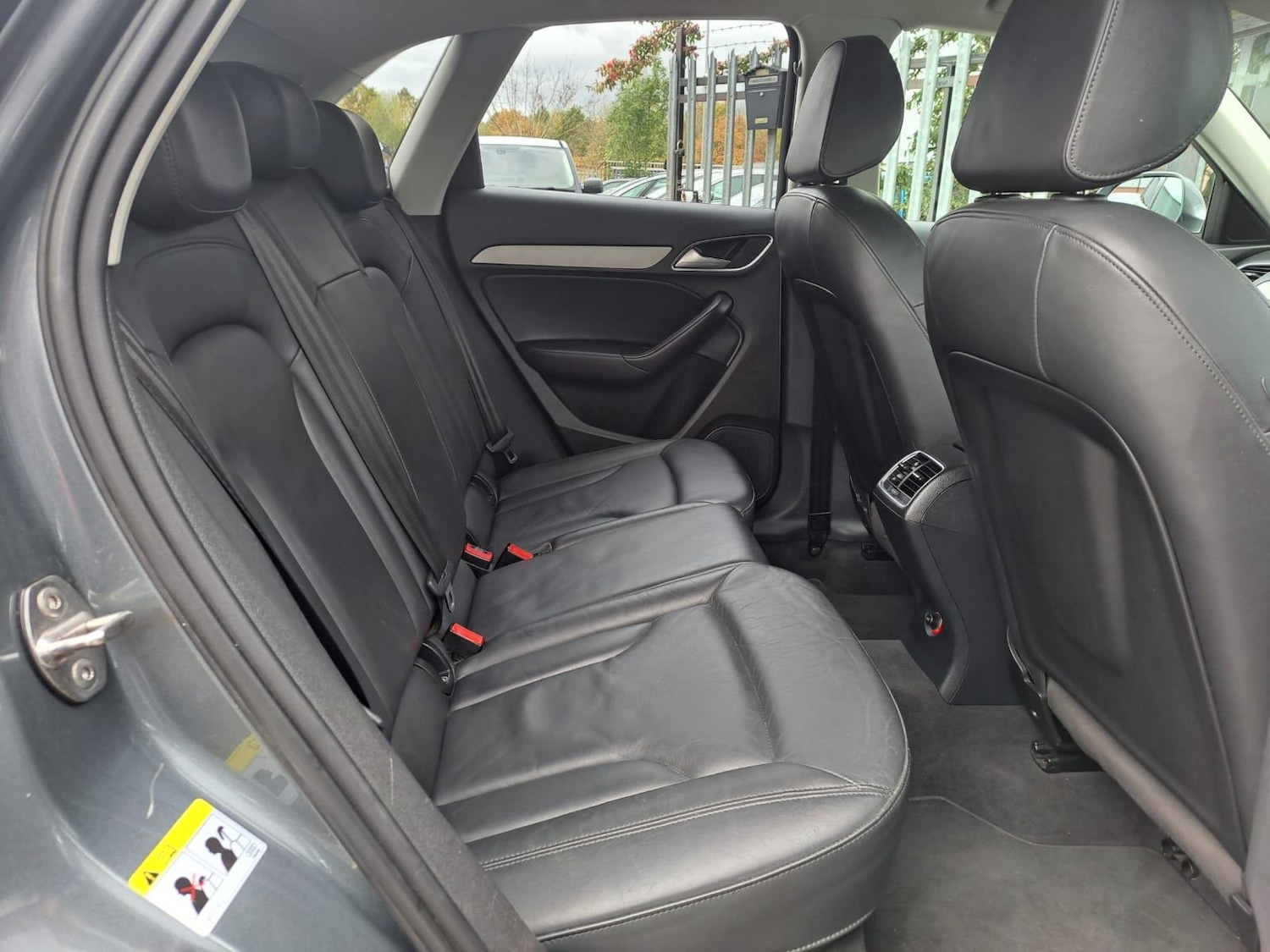 Used Audi Q3 2013 for sale - 76337155: Photo 13