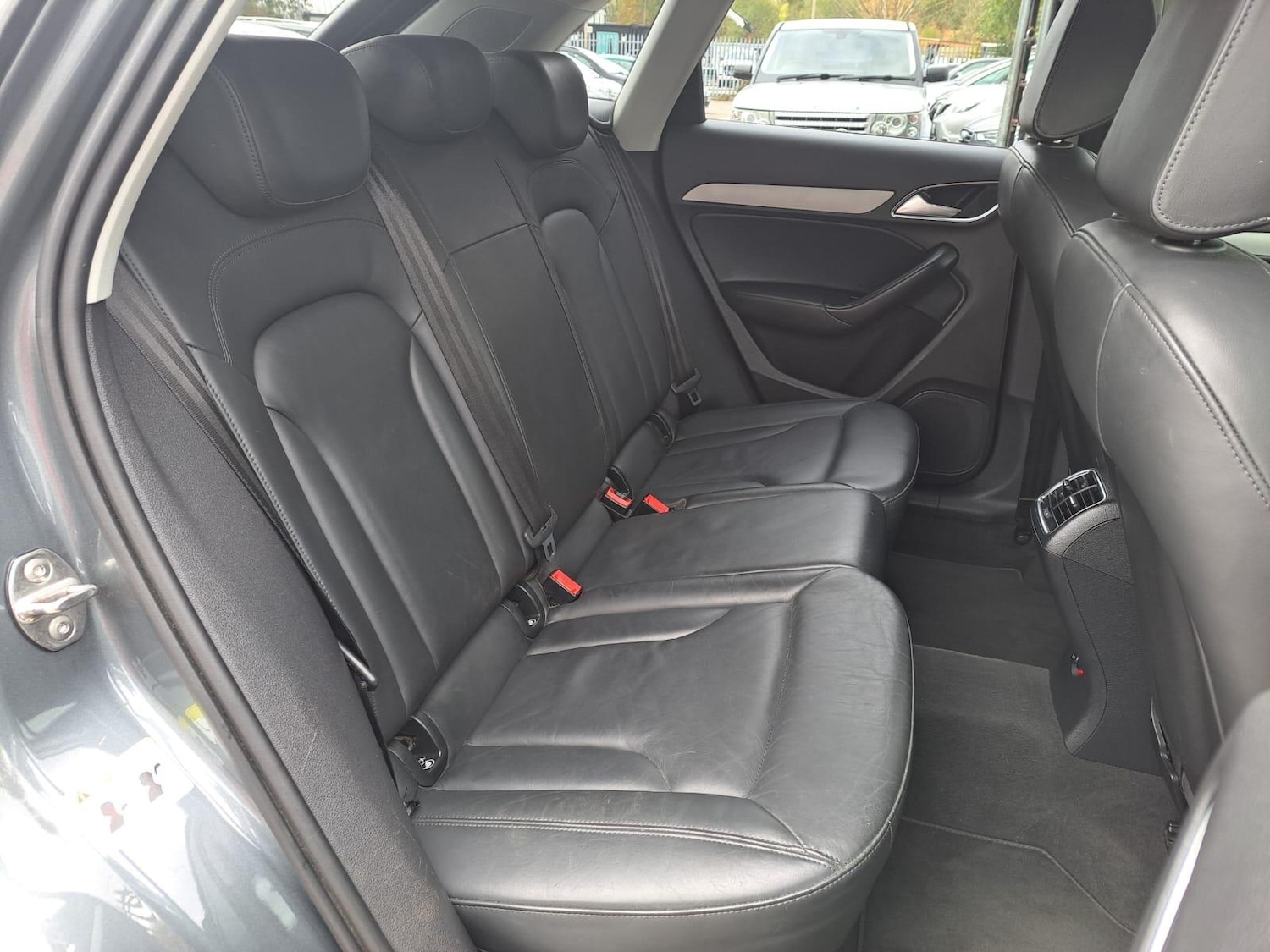 Used Audi Q3 2013 for sale - 76337155: Photo 14