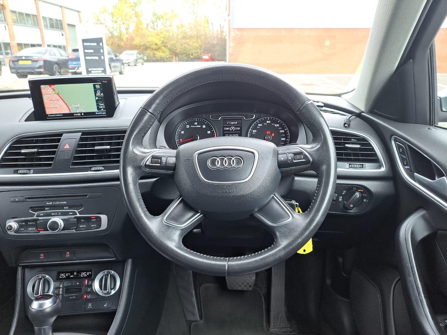 Used Audi Q3 2013 for sale - 76337155: Photo 21