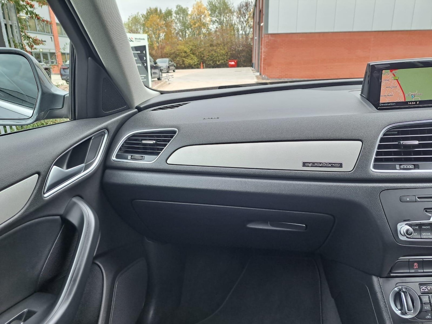 Used Audi Q3 2013 for sale - 76337155: Photo 22
