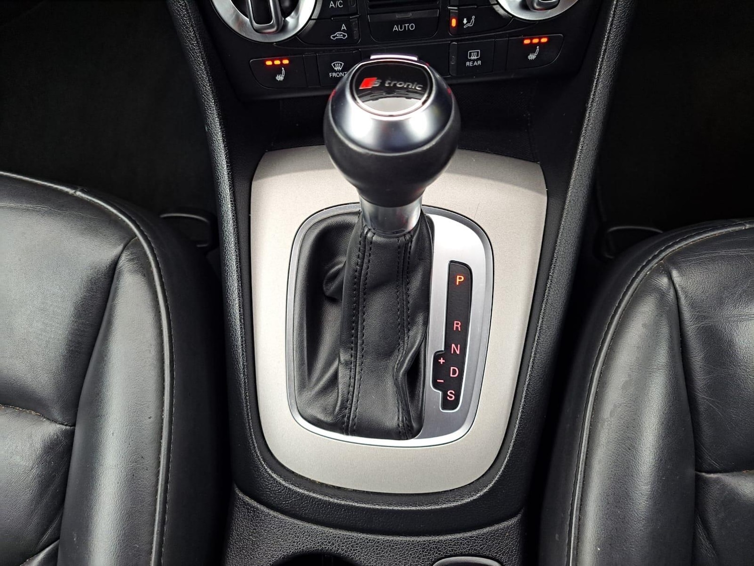 Used Audi Q3 2013 for sale - 76337155: Photo 37