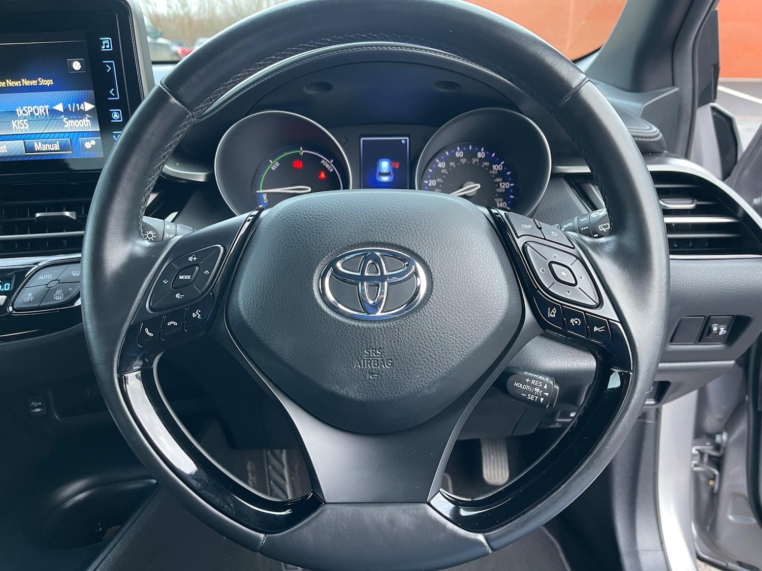 Used Toyota C-HR for sale - 76995161: Photo 50