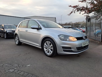 Used Volkswagen Golf 2014 for sale - 76942586: Photo