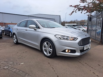2015 (15) - 2.0 TDCi Titanium Euro 6 (s/s) 5dr