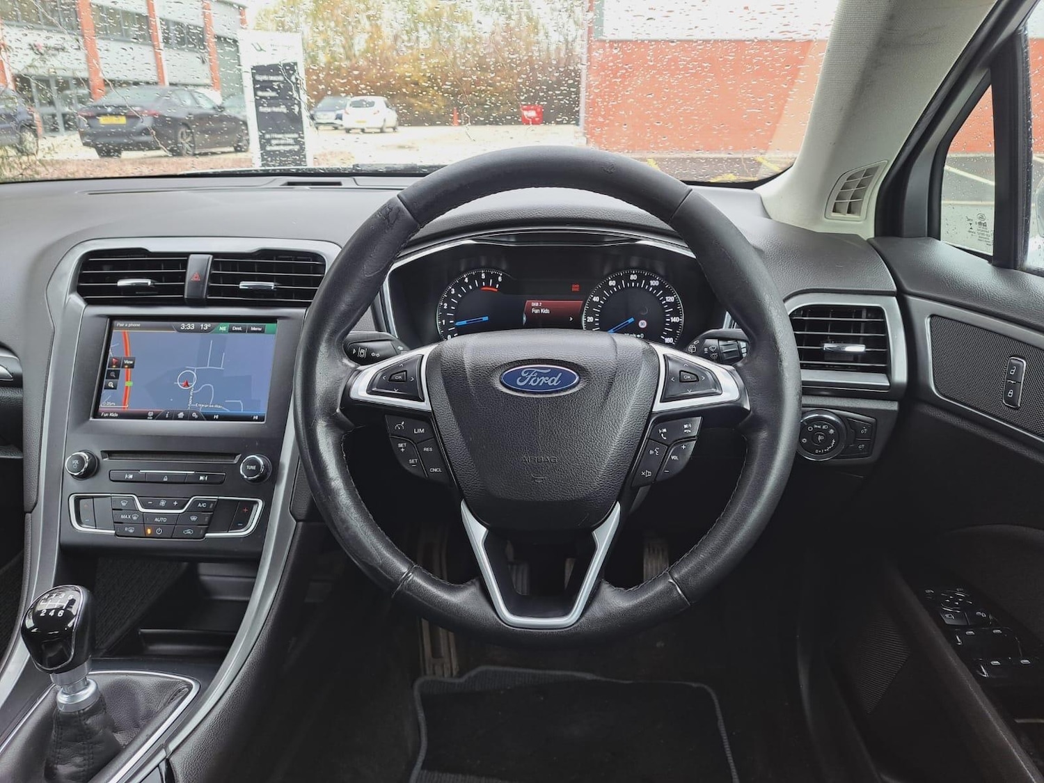 Used Ford Mondeo 2015 for sale - 76832929: Photo 22