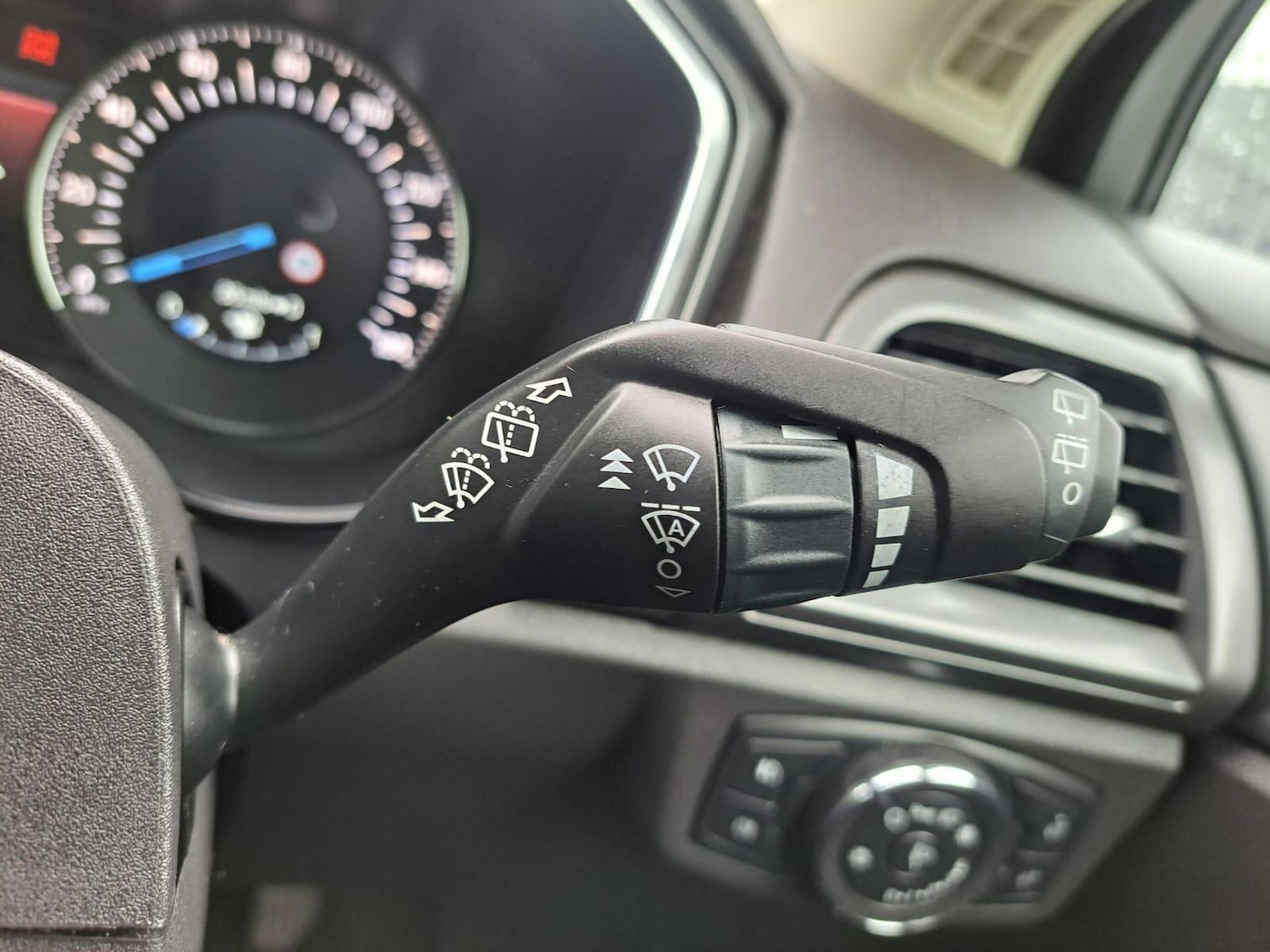 Used Ford Mondeo 2015 for sale - 76832929: Photo 27