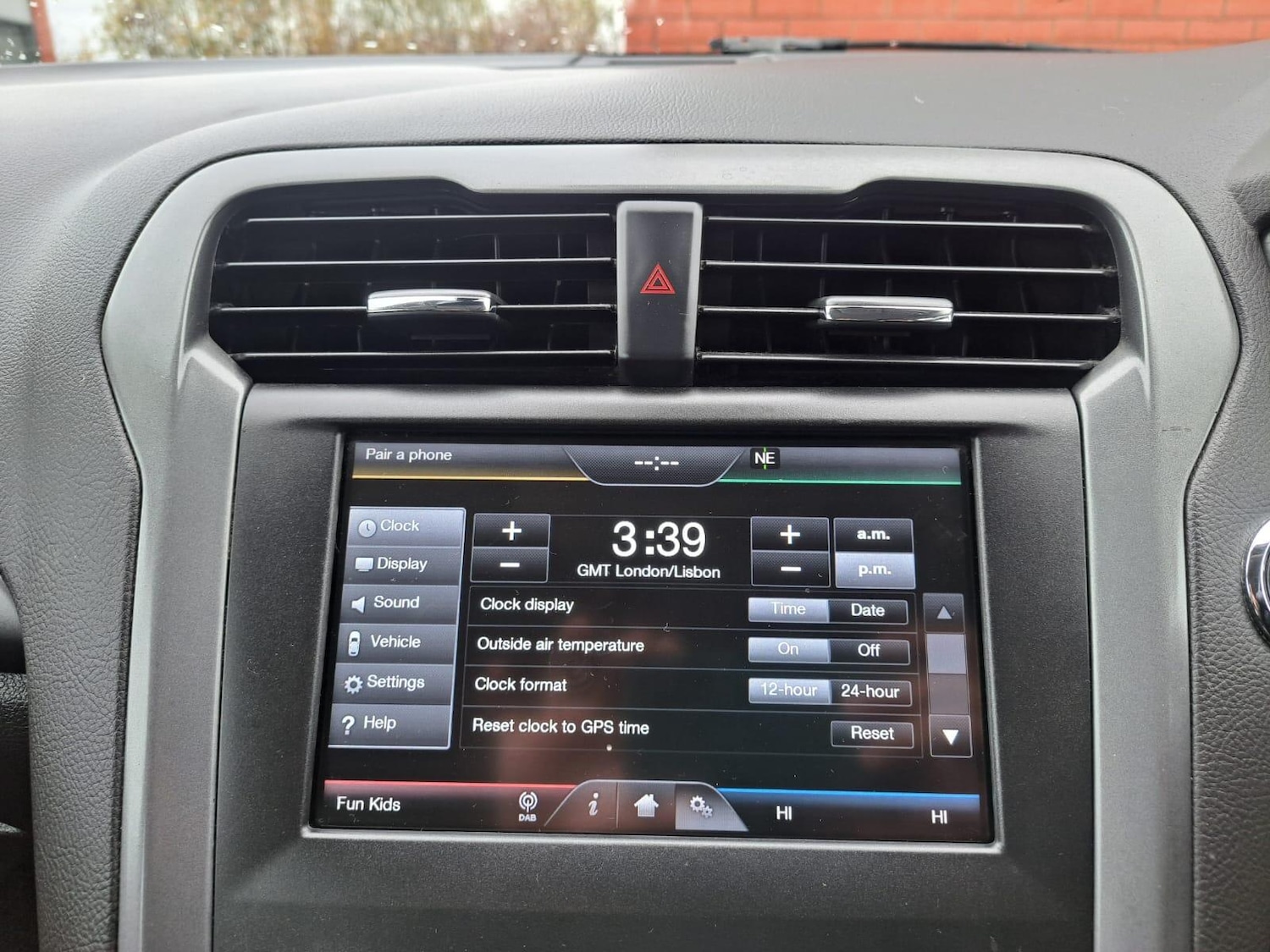 Used Ford Mondeo 2015 for sale - 76832929: Photo 34