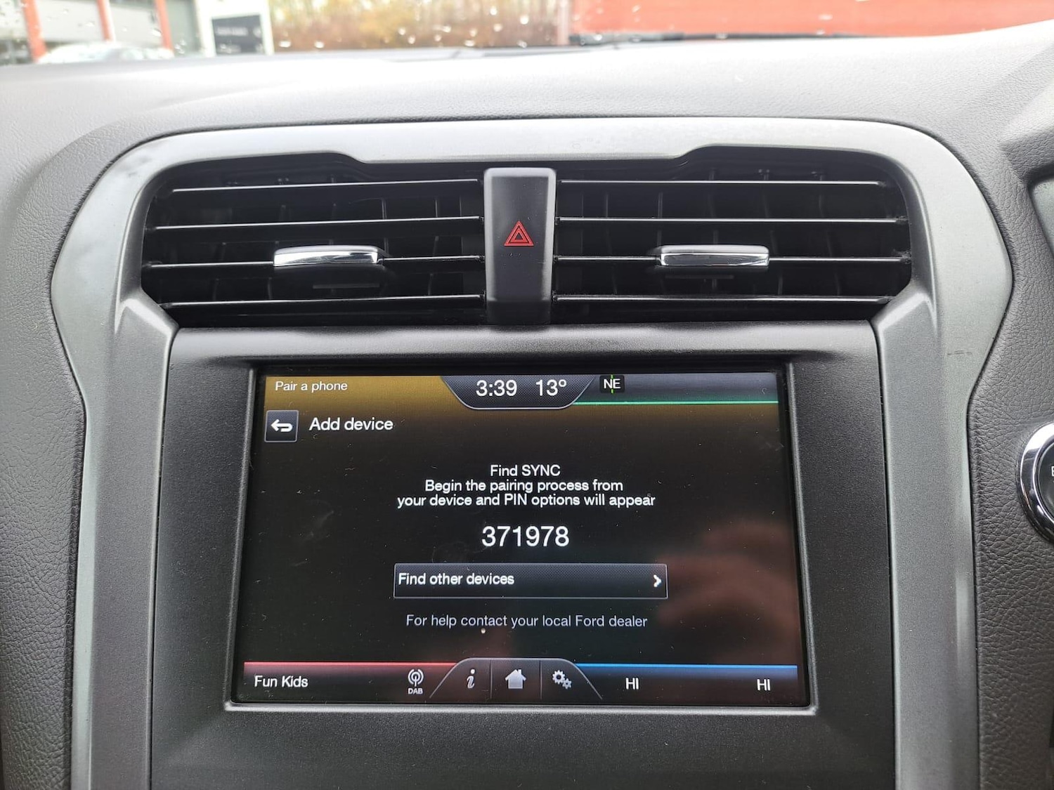 Used Ford Mondeo 2015 for sale - 76832929: Photo 36